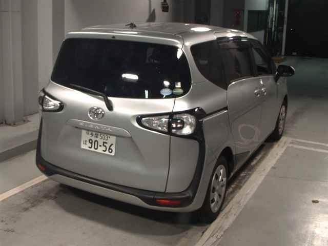 TOYOTA SIENTA 2018