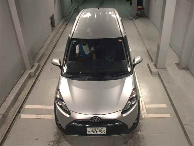 TOYOTA SIENTA 2018