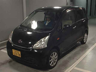 DAIHATSU MOVE 2011