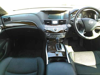 NISSAN FUGA 2012