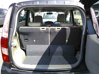 DAIHATSU MOVE 2011