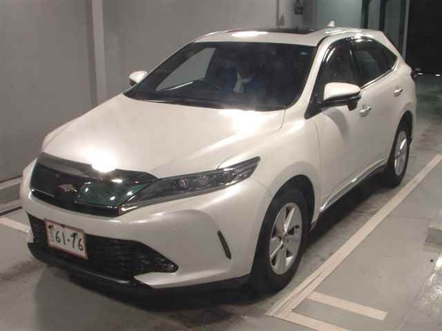 TOYOTA HARRIER 2017