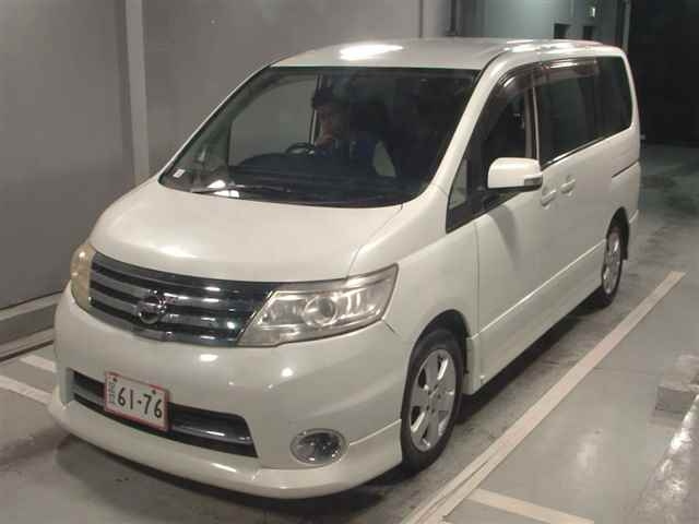NISSAN SERENA 2010