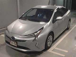 TOYOTA PRIUS 2018