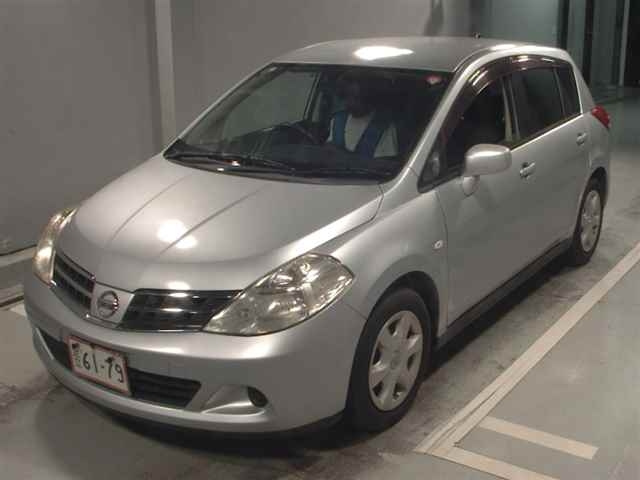 NISSAN TIIDA 2009