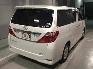 TOYOTA ALPHARD 2010