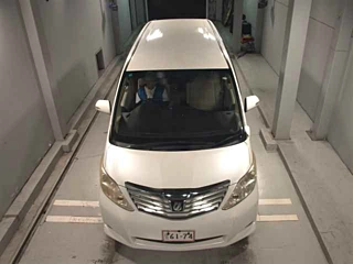 TOYOTA ALPHARD 2010
