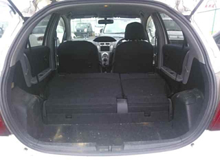 TOYOTA VITZ 2009