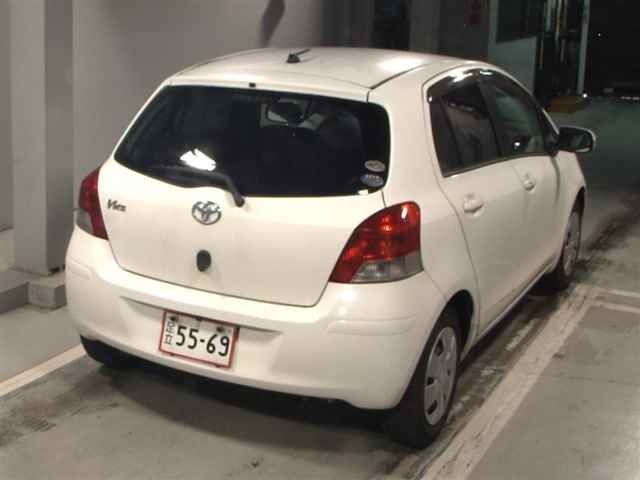 TOYOTA VITZ 2009