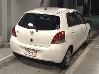 TOYOTA VITZ 2009