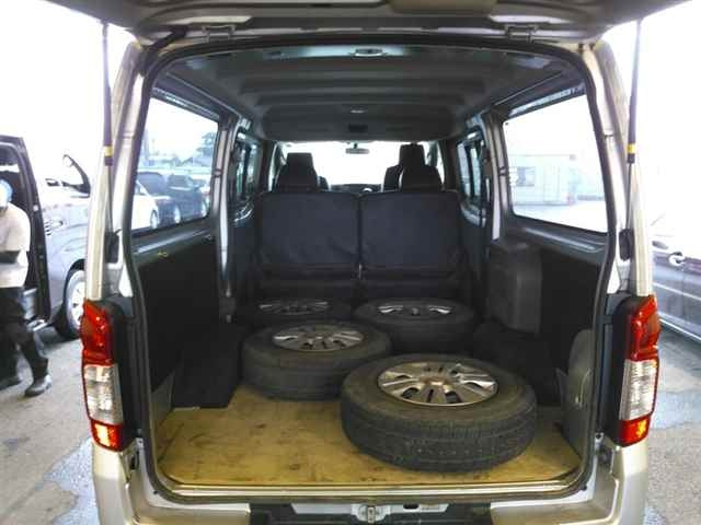 NISSAN CARAVAN VAN 2018