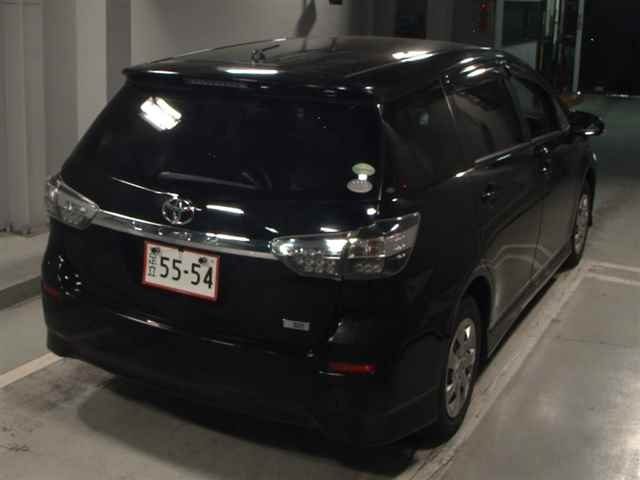 TOYOTA WISH 2014