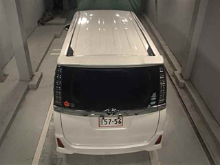 TOYOTA VOXY 2016