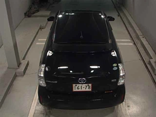 TOYOTA PRIUS ALPHA 2013