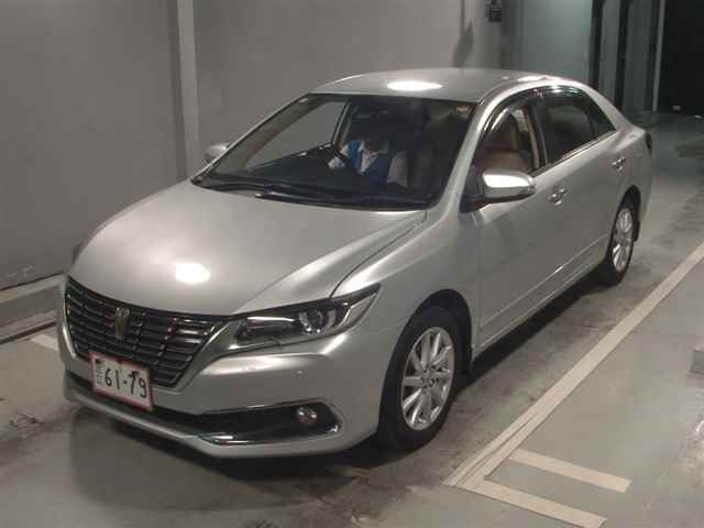 TOYOTA PREMIO 2016