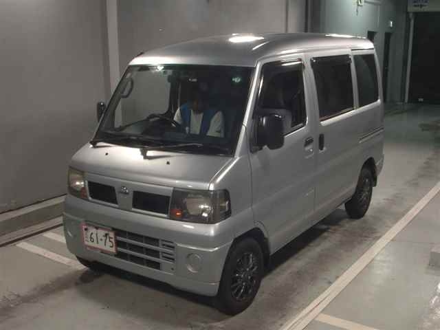 NISSAN CLIPPER VAN 2009