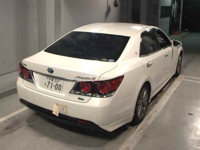 TOYOTA CROWN 2017