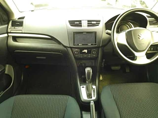 SUZUKI SWIFT 2015