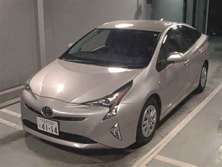 TOYOTA PRIUS 2017