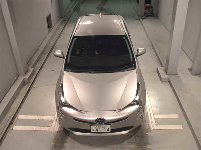 TOYOTA PRIUS 2017