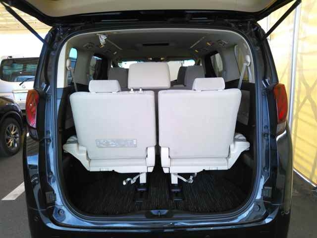 TOYOTA ALPHARD 2016