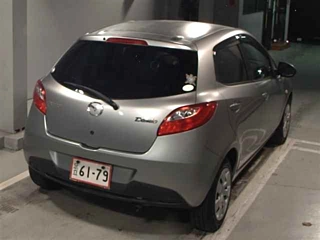 MAZDA DEMIO 2010