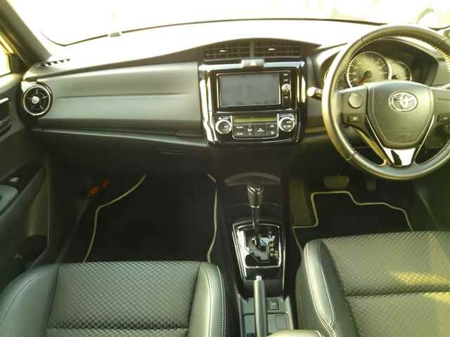 TOYOTA COROLLA FIELDER 2016