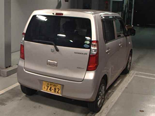 SUZUKI WAGON R 2013