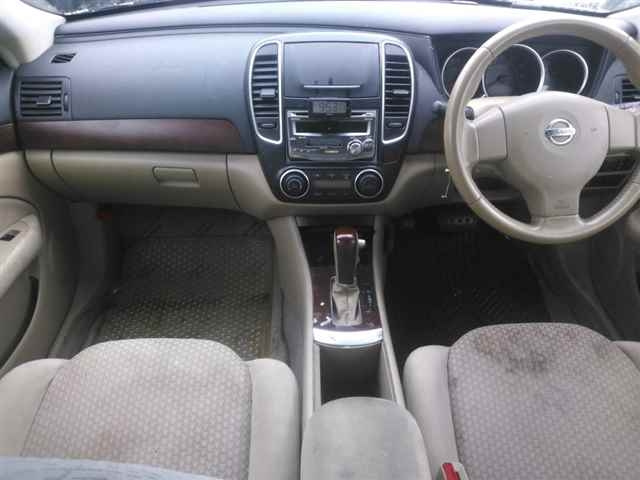 NISSAN SYLPHY 2010