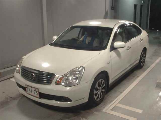 NISSAN SYLPHY 2010