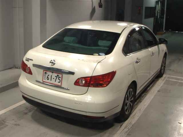 NISSAN SYLPHY 2010