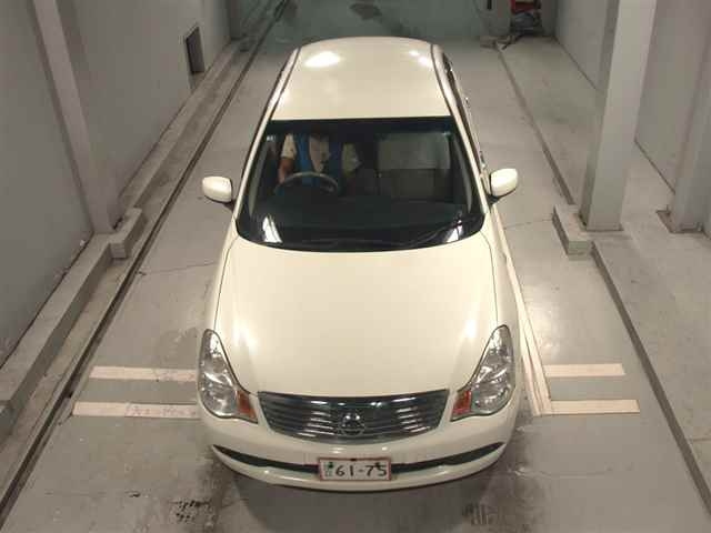NISSAN SYLPHY 2010