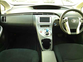 TOYOTA PRIUS 2012