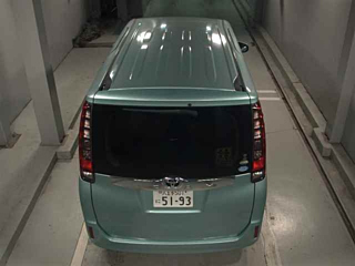 TOYOTA NOAH 2014