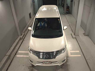 NISSAN SERENA 2015