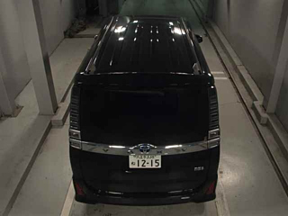 TOYOTA VOXY 2021