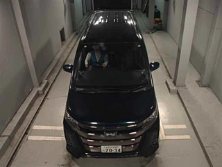 TOYOTA NOAH 2017