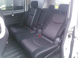 NISSAN SERENA 2013