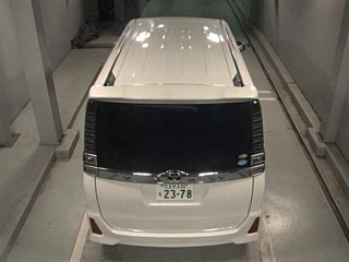 TOYOTA VOXY 2018