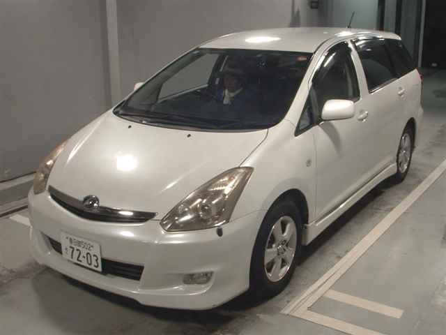 TOYOTA WISH 2008