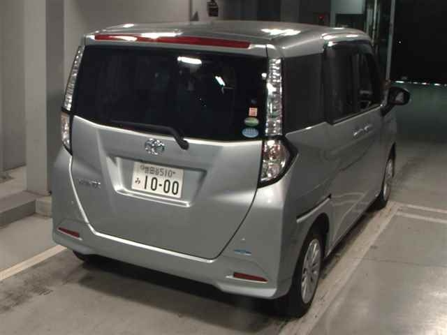 TOYOTA TANK 2017