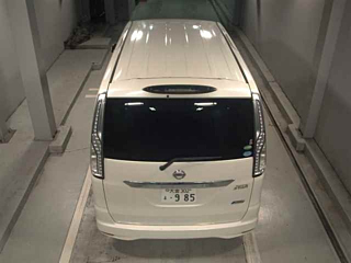 NISSAN SERENA 2015