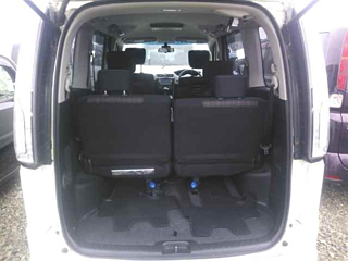 NISSAN SERENA 2015