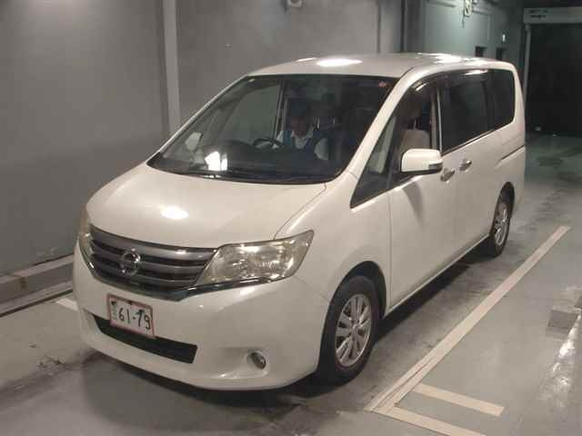 NISSAN SERENA 2011