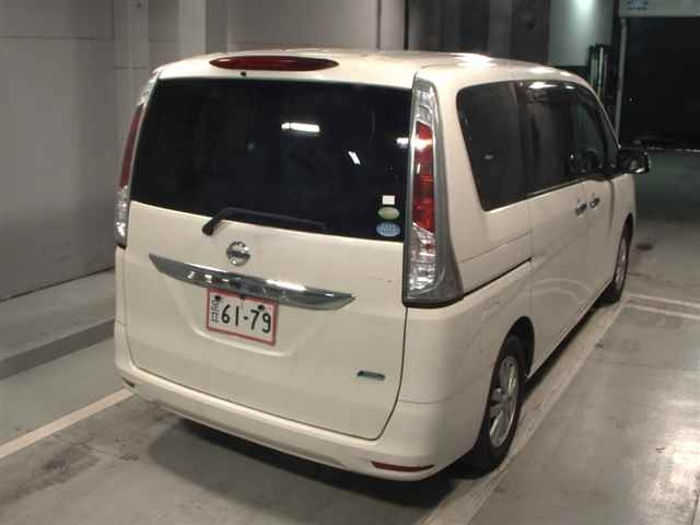 NISSAN SERENA 2011