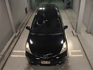 TOYOTA PRIUS ALPHA 2012