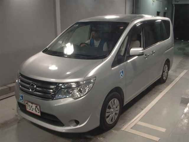 NISSAN SERENA 2015