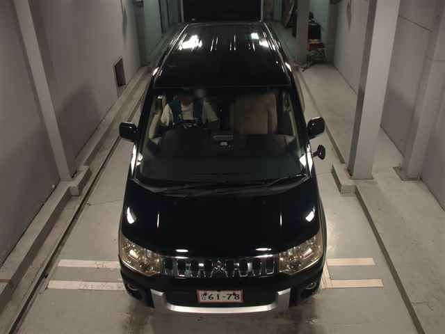 MITSUBISHI DELICA D5 2010