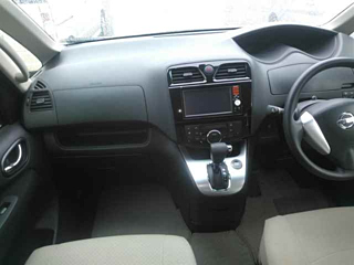 NISSAN SERENA 2015