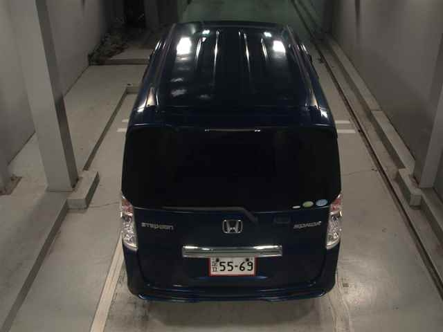 HONDA STEP WAGON 2011